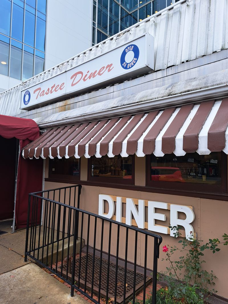 Tastee Diner - Bethesda, MD