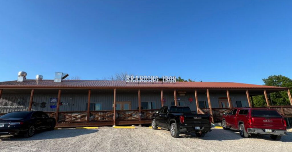 Missouri Dining Gem Serving Broasted Chicken That Hits Every Comfort Note