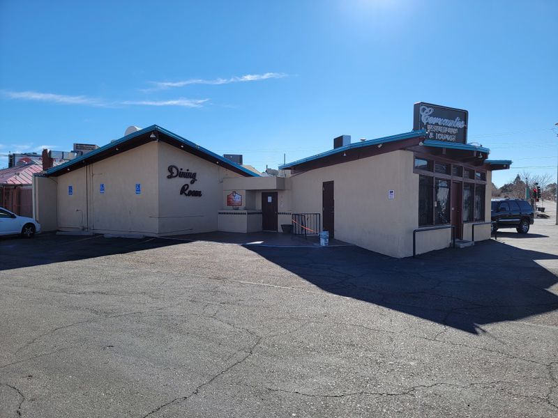 Cervantes Restaurant & Lounge (Albuquerque): Cheese Enchiladas topped with red or green chile (and an egg)