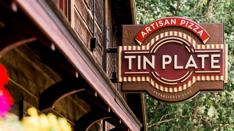 Tin Plate Pizza & Breakfast Club - Breckenridge