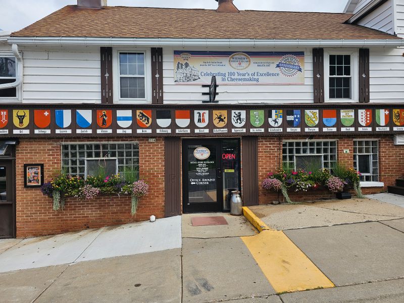 Widmer's Cheese Cellars – Theresa