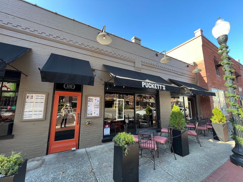 Puckett’s Grocery & Restaurant – Franklin