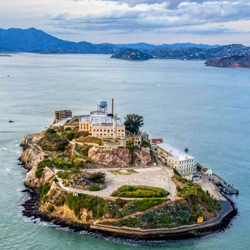 Respecting Wildlife and Island Ecology