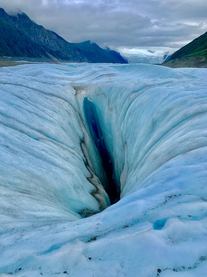 A volcanic landscape evolving below the surface