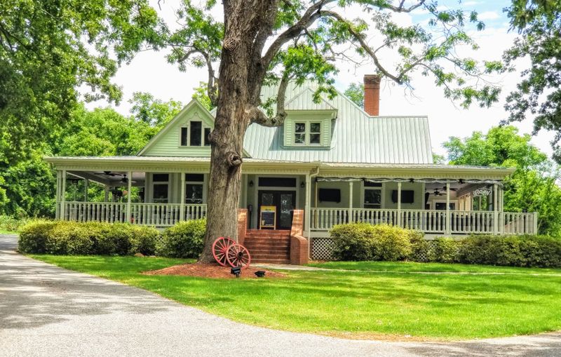 The Carriage House Buffet & Catering Of Jefferson — Jefferson