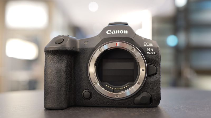 Canon EOS R5