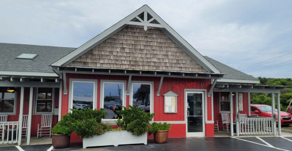 North Carolina Restaurant Turning Coastal Seafood Into a Must-Try Experience