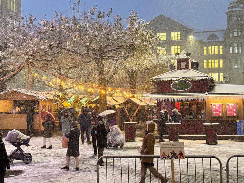 Swiss Holiday Rail Network — Scenic Stations to Christmas Markets