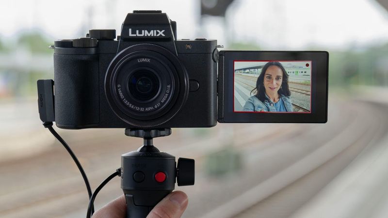 Panasonic Lumix G100 – A Vlogging-First Beginner Camera