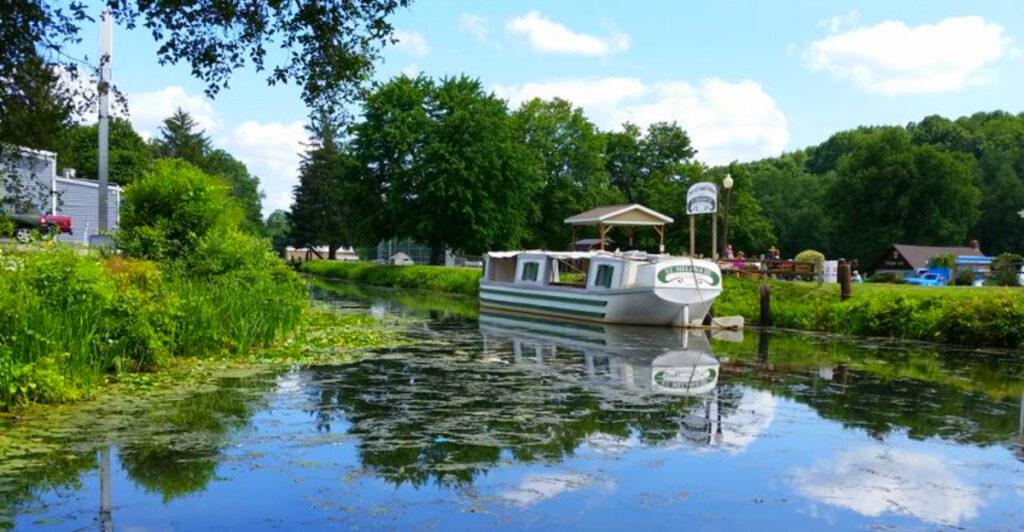 Ohio’s ‘Gateway to Outdoor Recreation’ Is a Thrilling Small City With Miles of Hiking, Biking, and Paddling Adventures