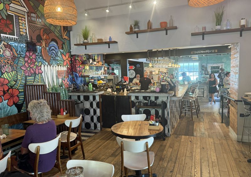 Moondog Cafe & Bakery