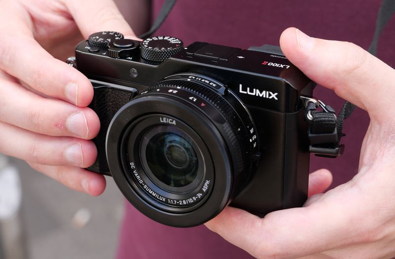 Panasonic Lumix DC-LX100 II