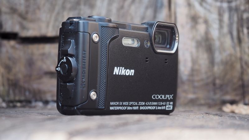 Nikon COOLPIX W300