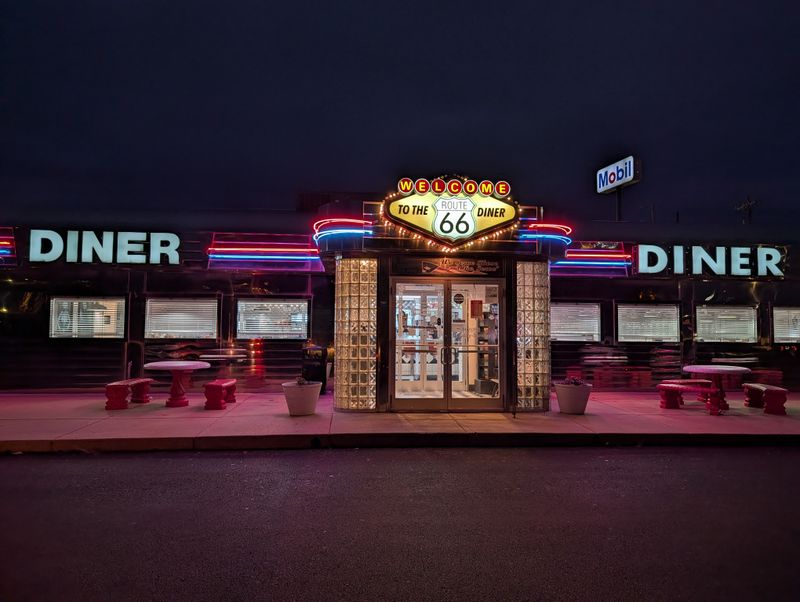 Route 66 Diner – St. Robert