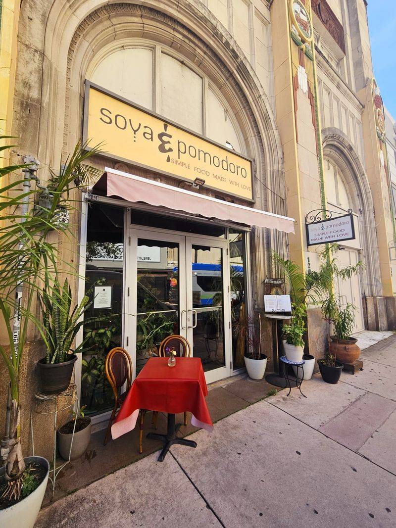 Soya & Pomodoro – Downtown Miami