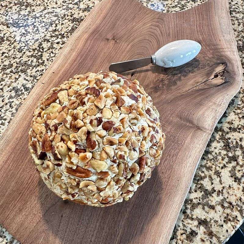 The Retro Cheese Ball