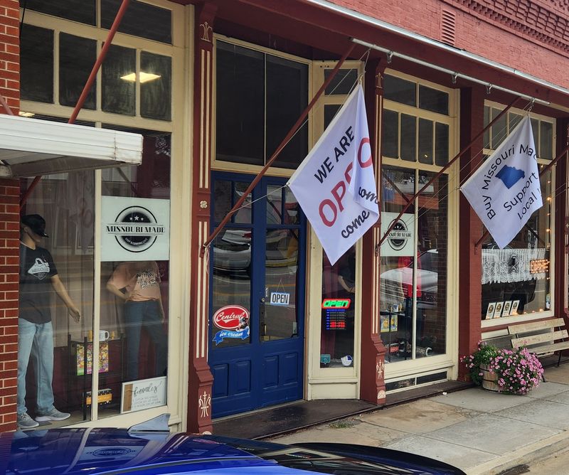 Missouri Made Shop & Comfort Café – Cole Camp