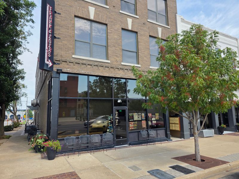 Frank & Lola’s Neighborhood Restaurant – Bartlesville