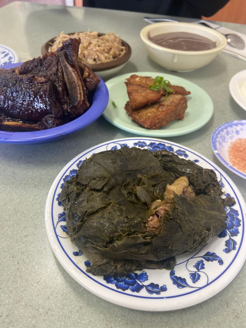 Helena’s Hawaiian Food: What To Know