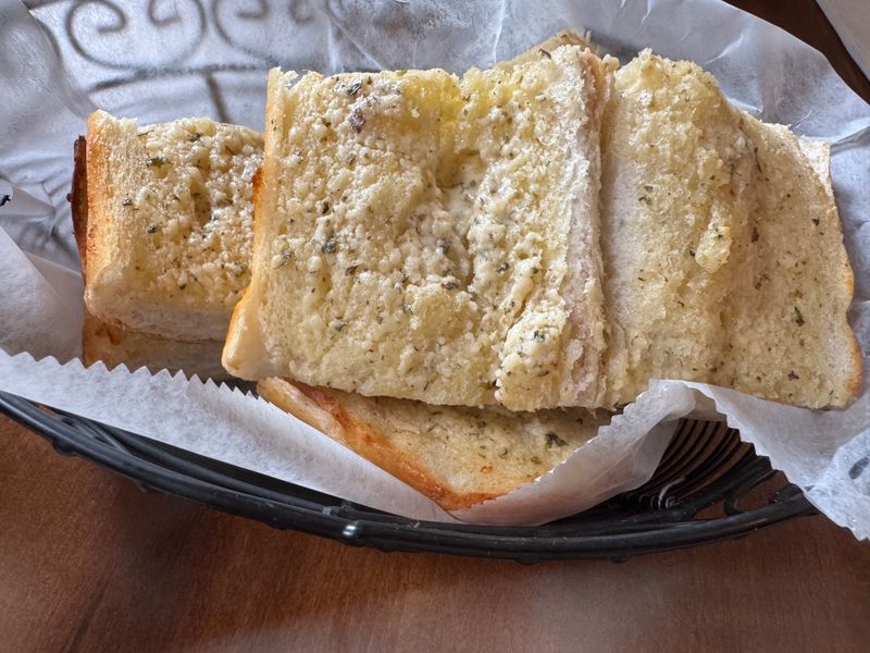 Garlic Bread with Mozzarella