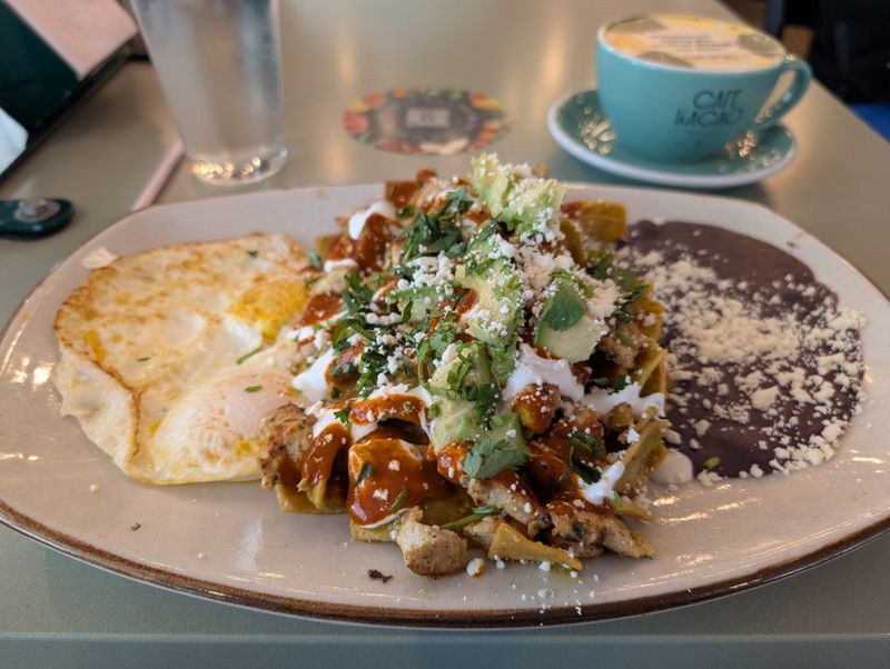 Chilaquiles Verdes Chapines