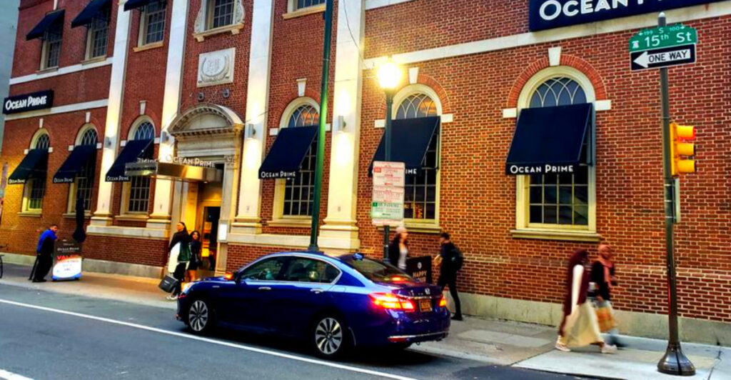 Philadelphia Diners Savor Steaks Seared With Smoke, Juiciness, and Elegance
