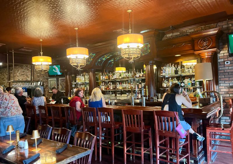 Nic’s Italian Steak & Crab House