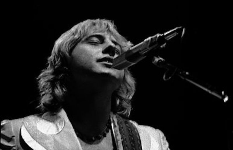 I Believe in Father Christmas by Greg Lake (1975)
