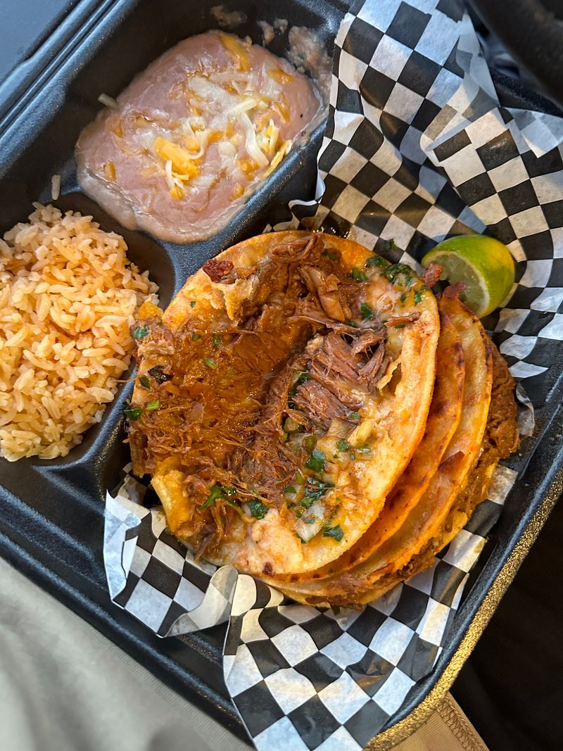 Vampiros Shredded Beef