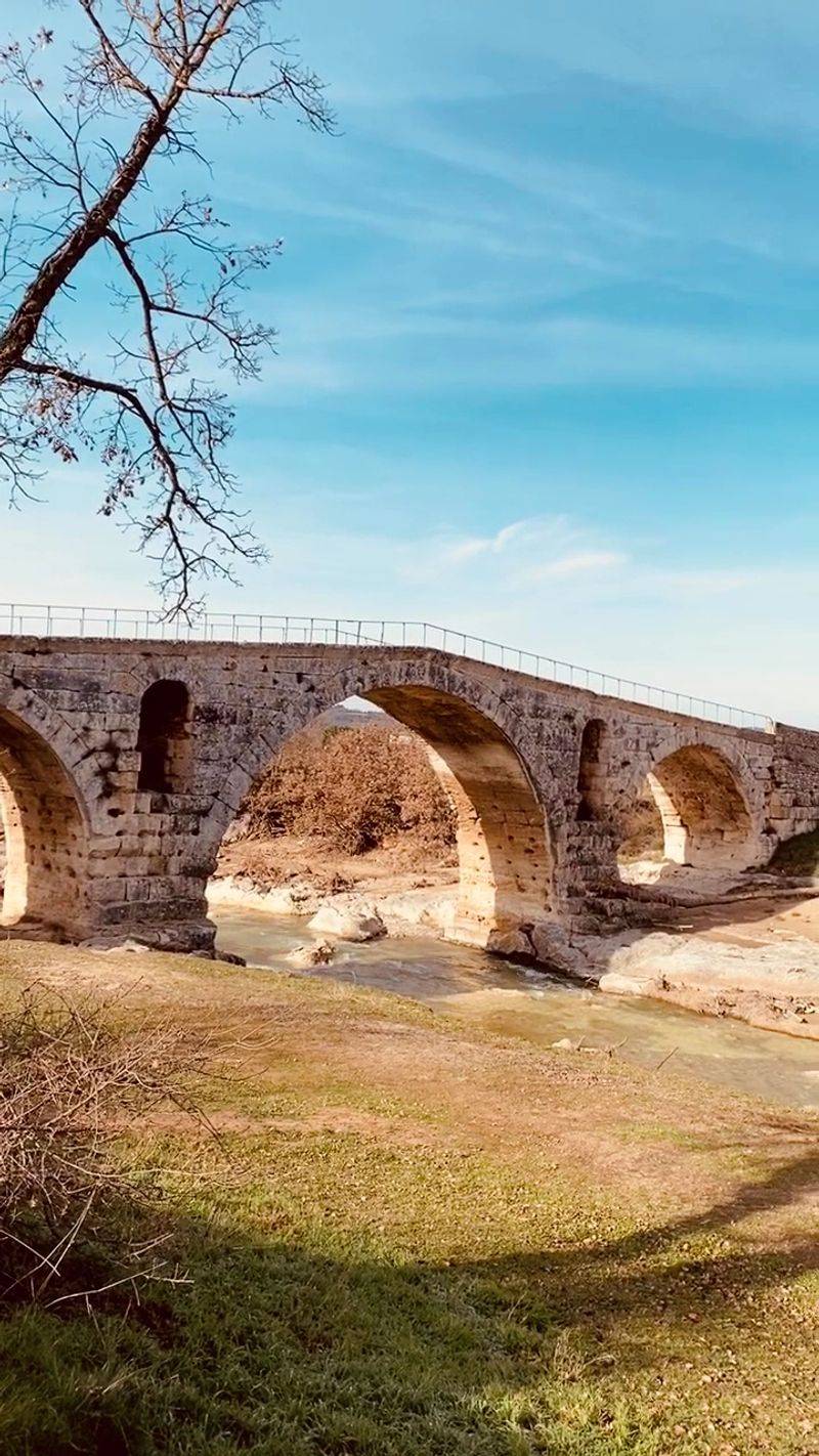 Pont Julien – Provence, France