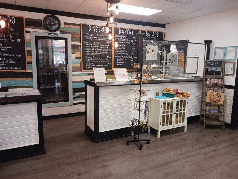 Sweet Oaks Bakery+Bistro — Collins