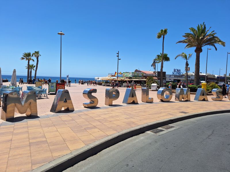 Spain – Beach Days and Culture Kids Actually Enjoy