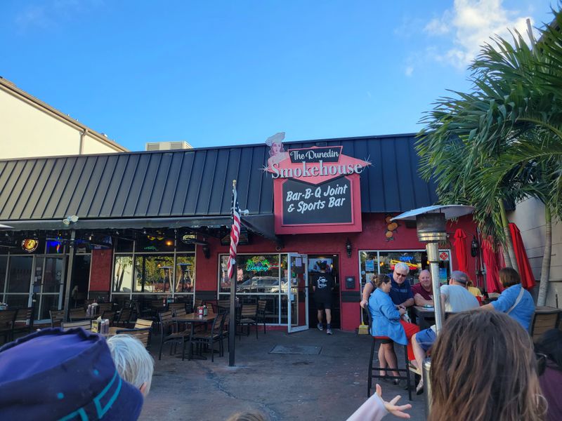 Location And Hours Quick Guide