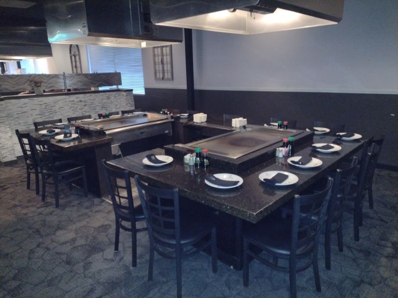 Reservations, Wait Times, and Seating