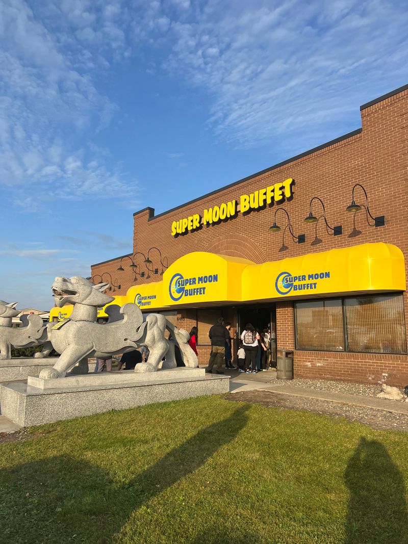 Super Moon Buffet — St. Louis Park, MN