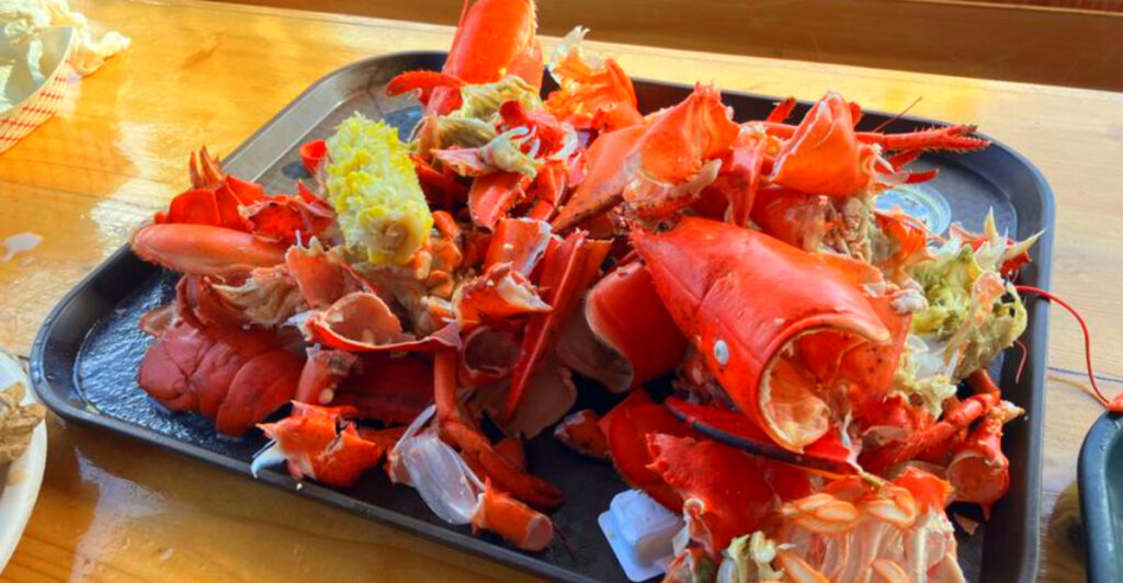 Rhode Island’s Best Kept Clam Boil Secret Is Also One Of The State’s Most Authentic Seafood Spots