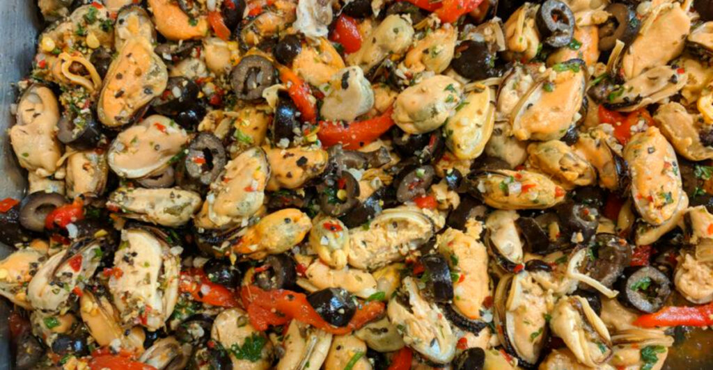 Rhode Island’s Hidden Buffet That Keeps Guests Coming Back for More