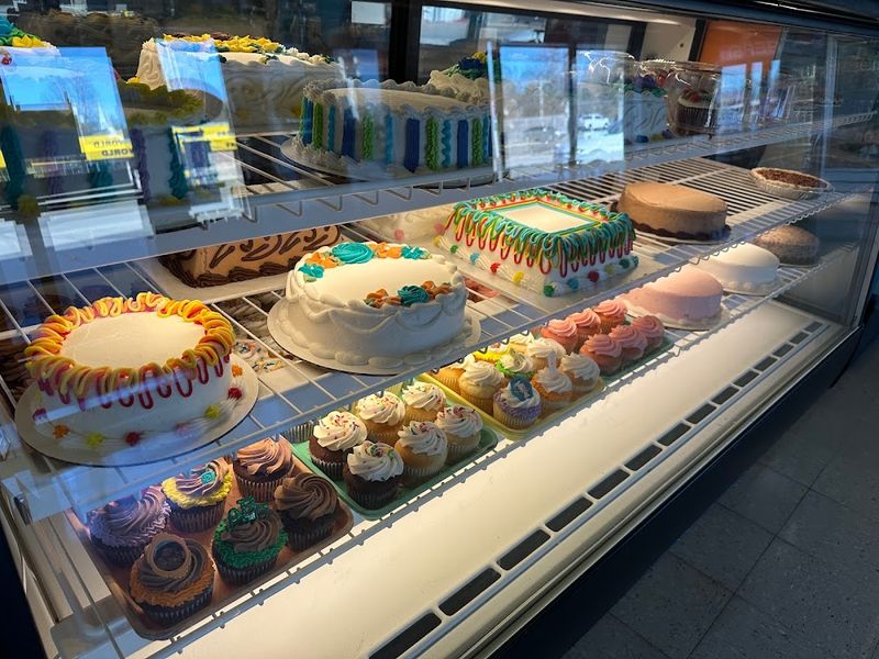 Paul’s Bakery – Van Buren