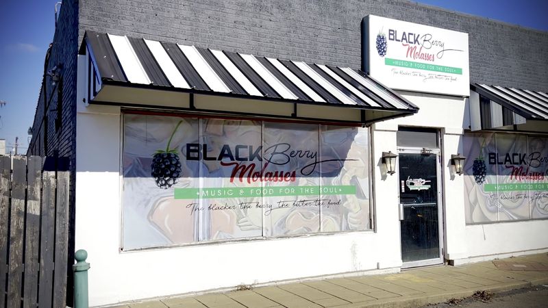 Blackberry Molasses - West Memphis