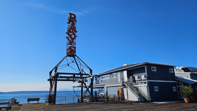 Ray's Boathouse (Seattle – Shilshole Bay / Puget Sound)