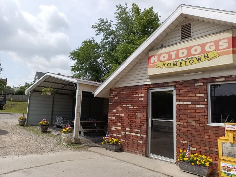 Hometown Hotdogs - Westover