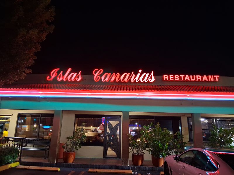 Islas Canarias (Cuban, Westchester)