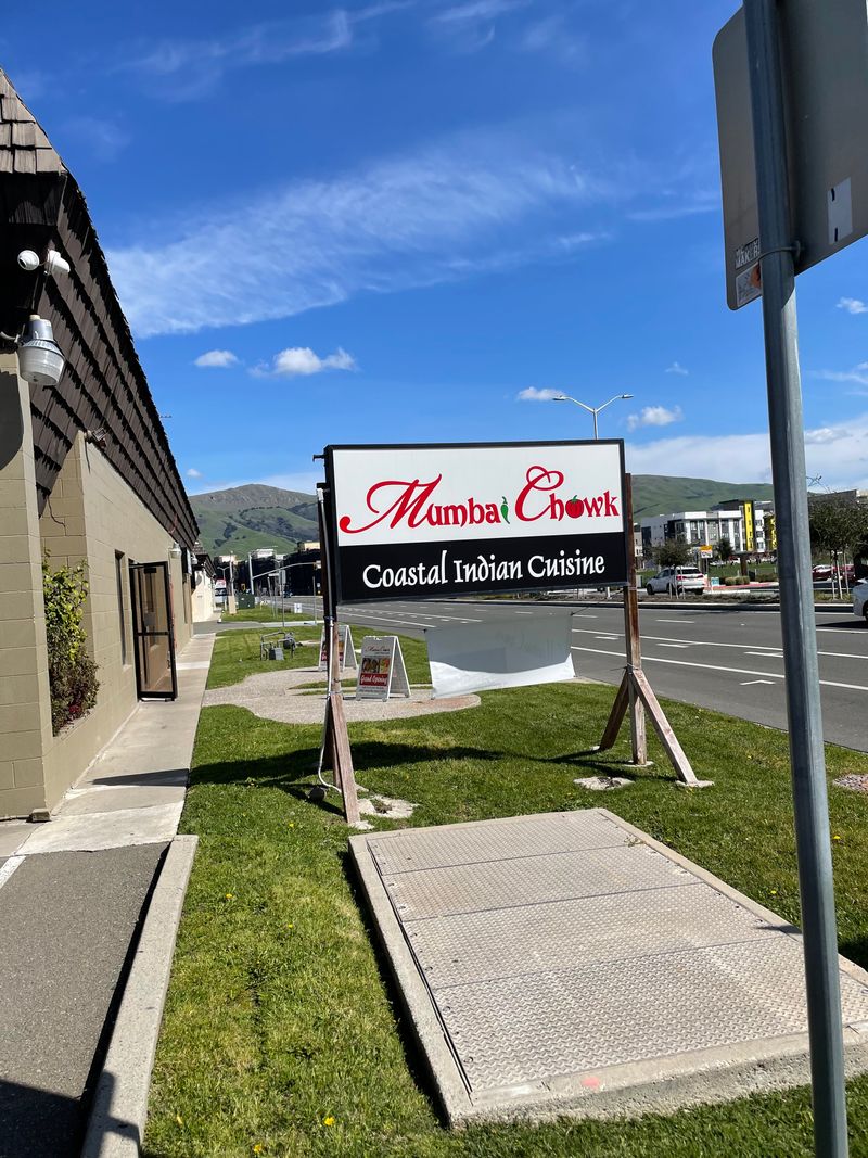 Mumbai Chowk (Mumbai, Goan & coastal specialties)