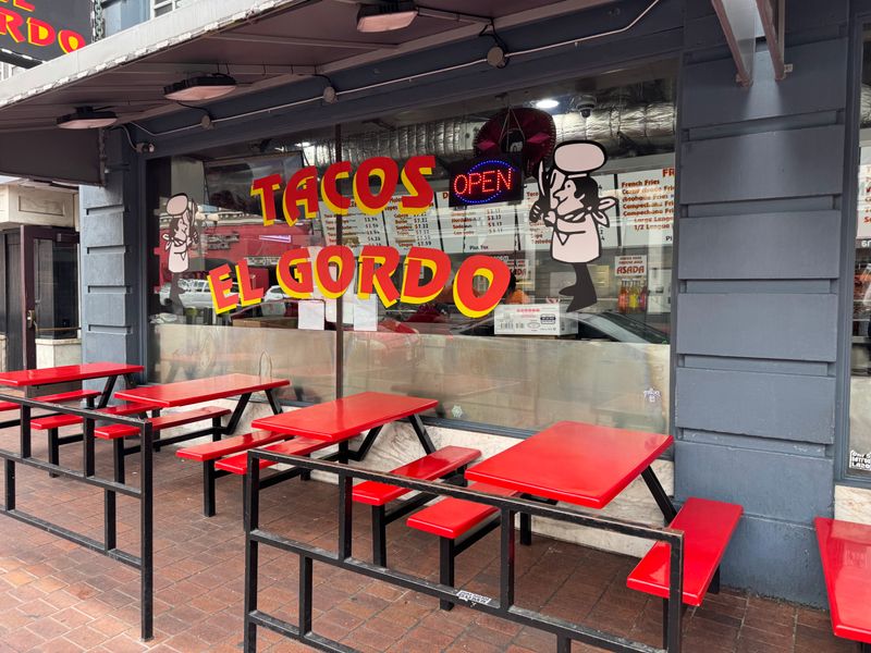 Tacos El Gordo (San Diego area)