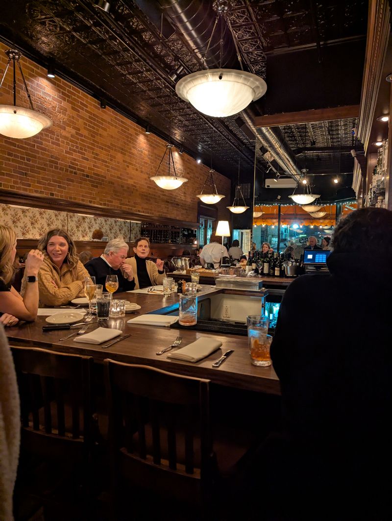 Perfect For North Loop Nights