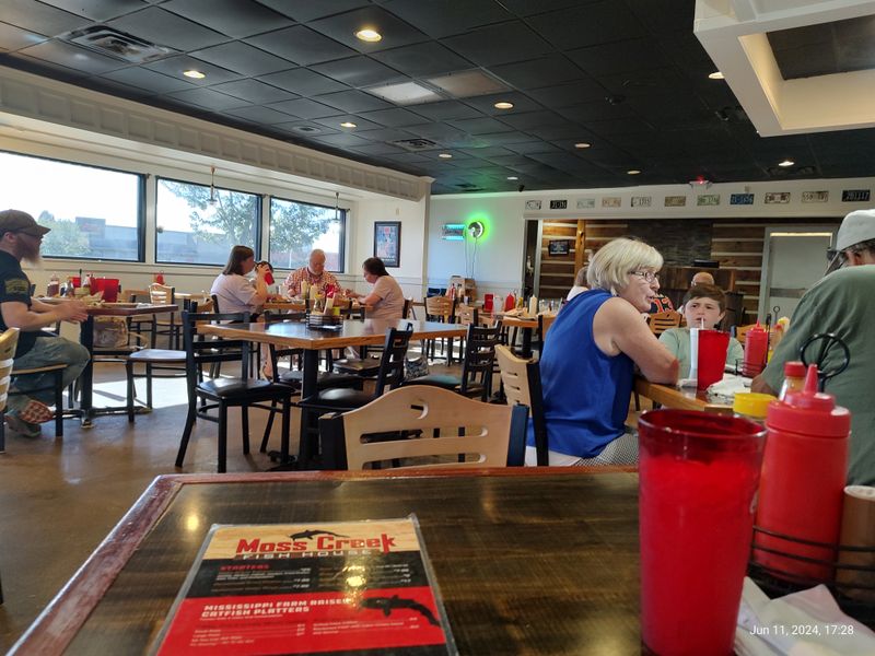 Moss Creek Fish House – Pearl