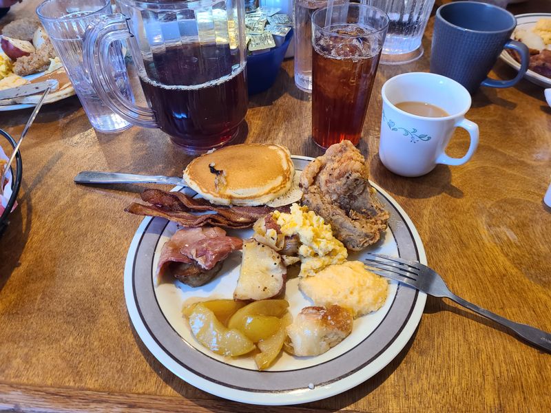 Breakfast at Monell's