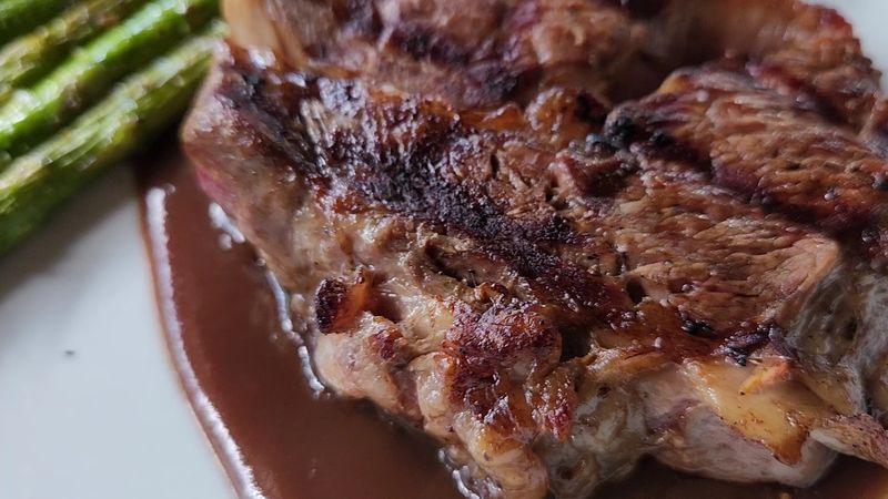 New York Strip With Confident Sear