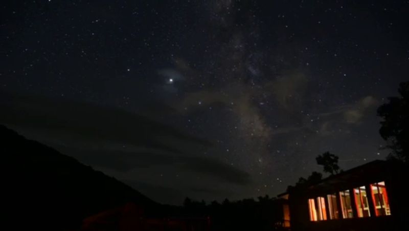 Stargazing That Actually Stops You