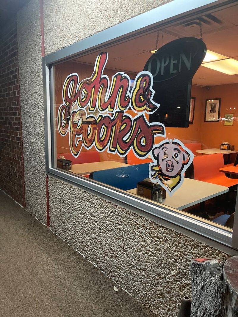 John & Cook's Real Pit BBQ - Lawton